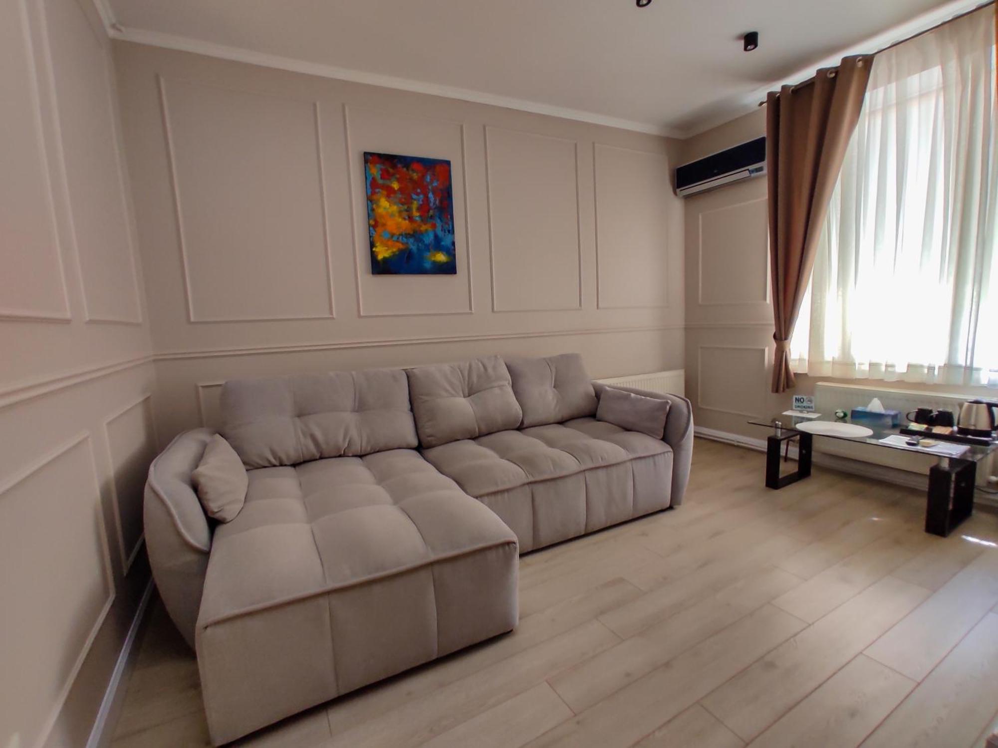 Vip Hotel Izmail Exterior photo