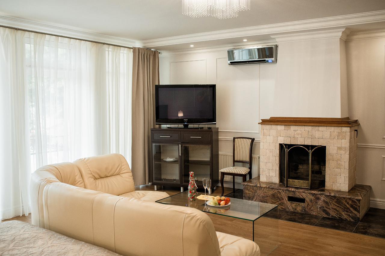 Vip Hotel Izmail Exterior photo
